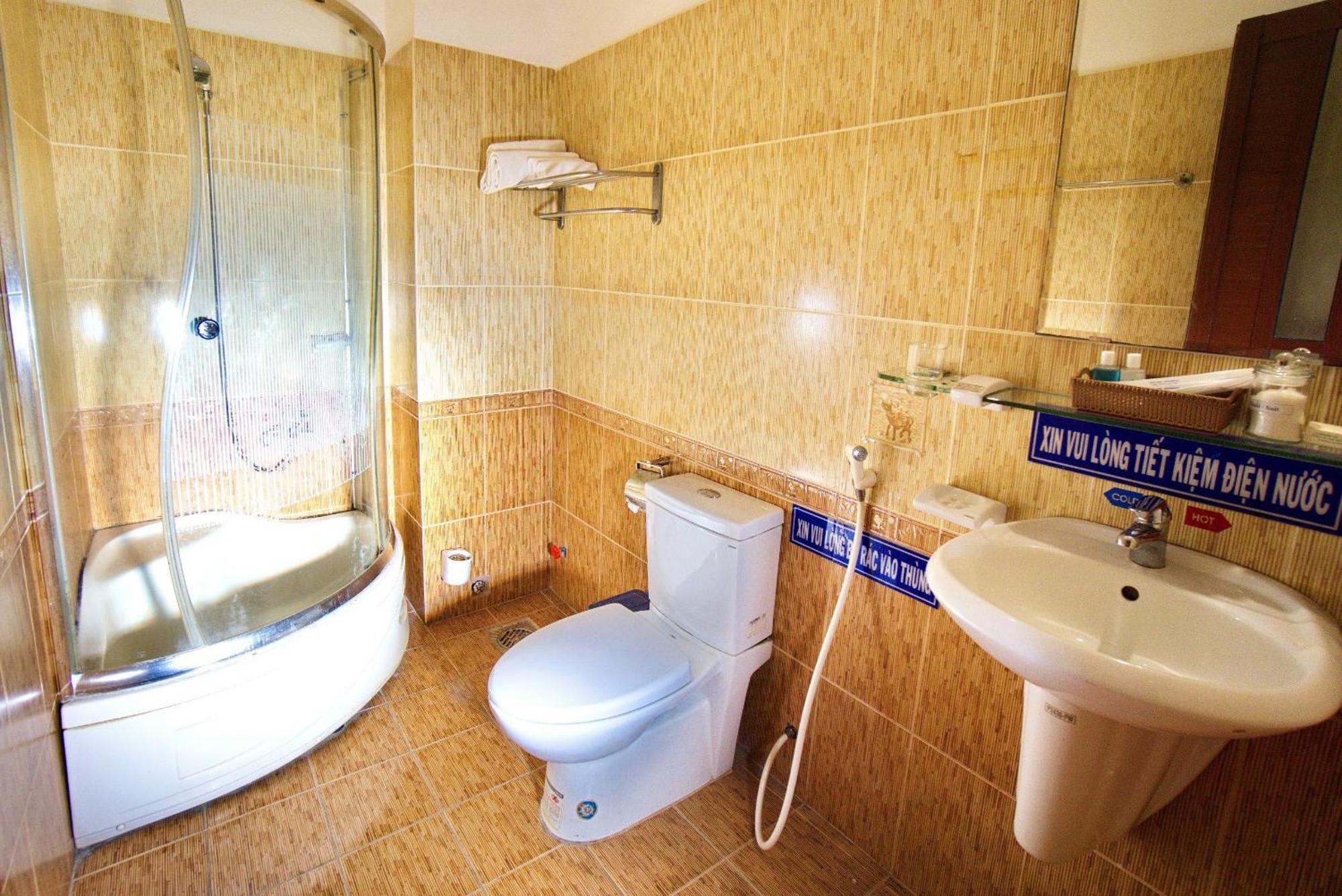 Hotel Hai Chau 쩌우독 외부 사진